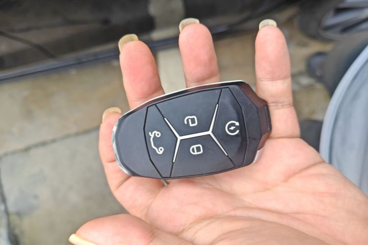 Used Lynk & Co 02 Hatchback 2022 2.0TD Pro Vehicle Key