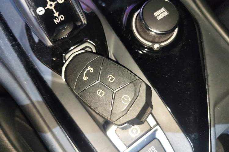 Used Lynk & Co 02 Hatchback 2022 2.0TD Pro Vehicle Key