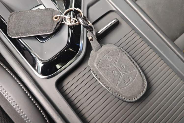 Used Lynk & Co 02 Hatchback 2022 2.0TD Pro Vehicle Key
