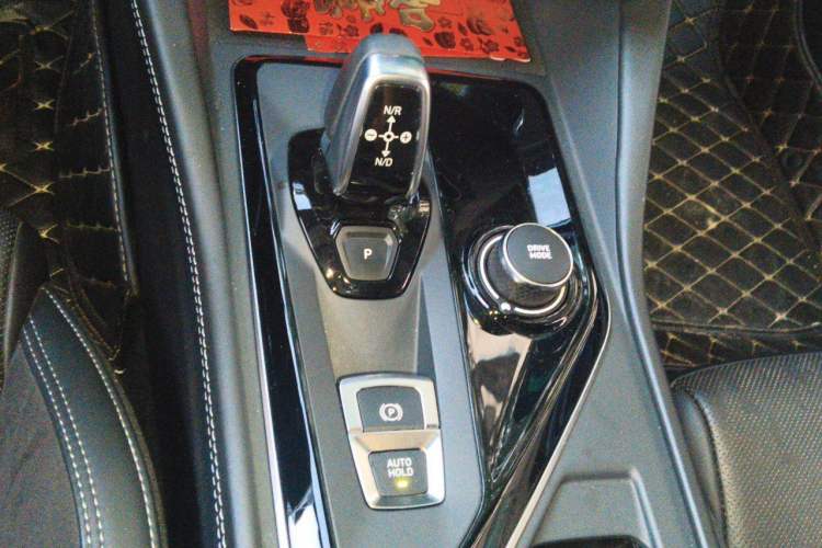 Used Lynk & Co 02 Hatchback 2022 2.0TD Pro Gear Lever