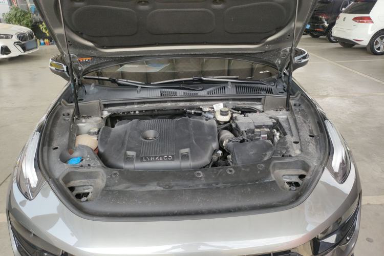 Used Lynk & Co 02 Hatchback 2022 2.0TD Pro Engine Bay