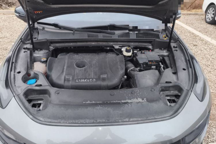 Used Lynk & Co 02 Hatchback 2022 2.0TD Pro Engine Bay