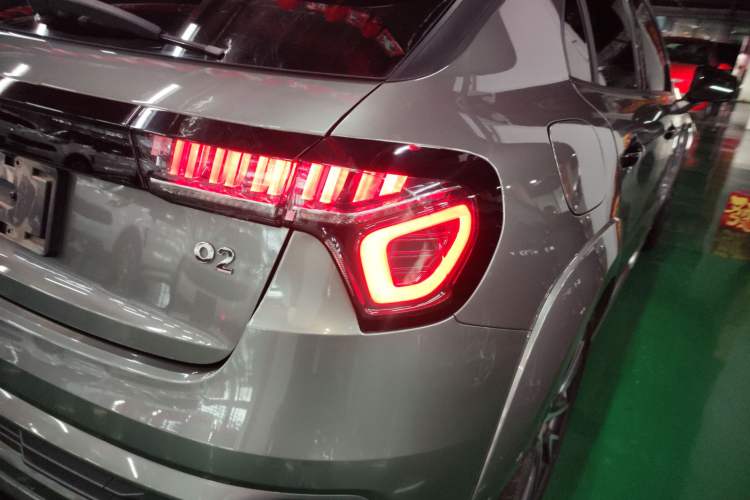 Used Lynk & Co 02 Hatchback 2022 2.0TD Pro Exterior 3