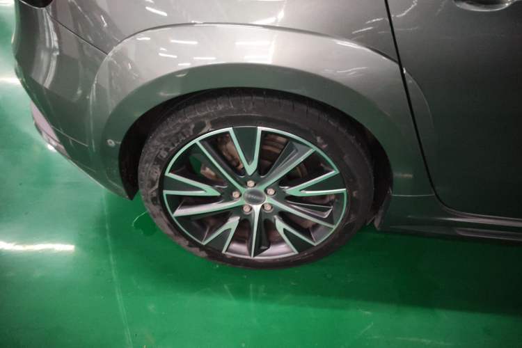 Used Lynk & Co 02 Hatchback 2022 2.0TD Pro Exterior 5