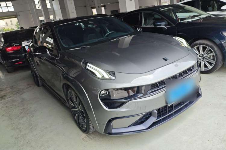 Used Lynk & Co 02 Hatchback 2022 2.0TD Pro Front Right 45 Deg