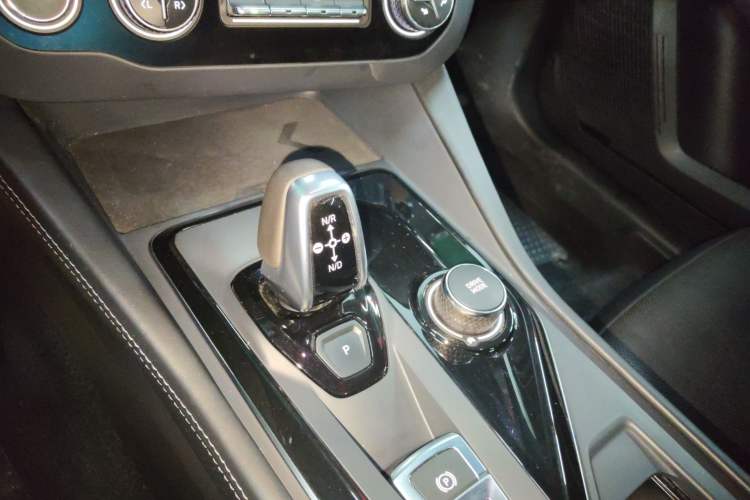 Used Lynk & Co 02 Hatchback 2022 2.0TD Pro Gear Lever