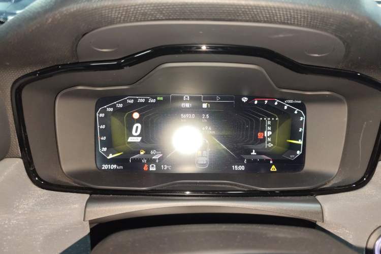 Used Lynk & Co 02 Hatchback 2022 2.0TD Pro Instrument Cluster