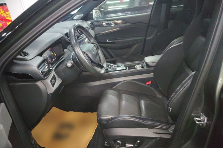 Used Lynk & Co 02 Hatchback 2022 2.0TD Pro Left Front Seat