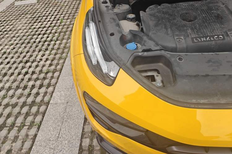 Used Lynk & Co 02 Hatchback 2022 2.0TD Pro Right Front Headlight