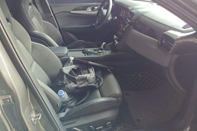 Used Lynk & Co 02 Hatchback 2022 2.0TD Pro Right Front Seat