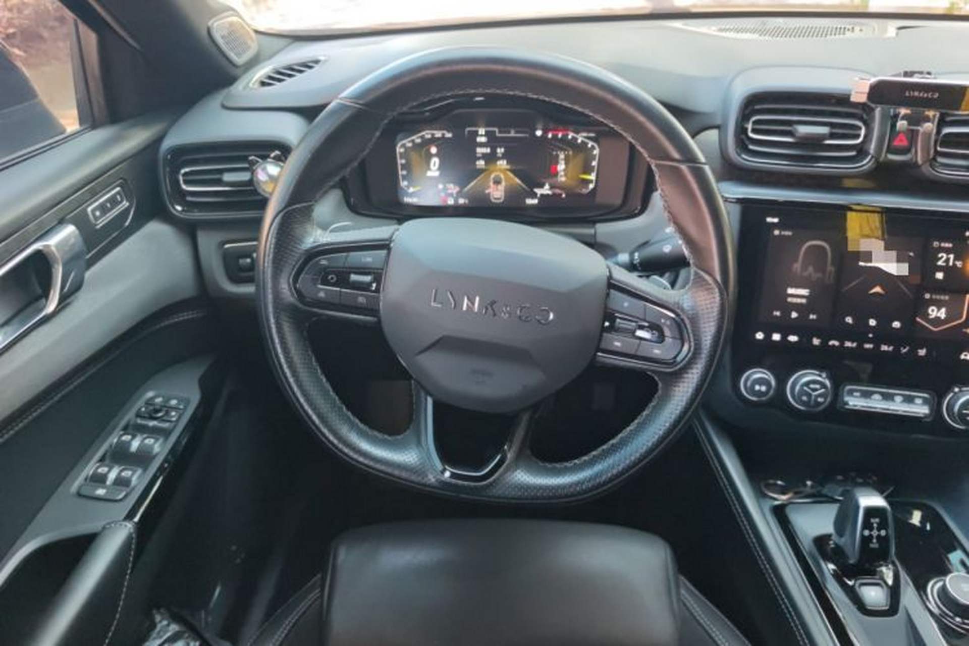 Used Lynk & Co 02 Hatchback 2022 2.0TD Pro Steering Wheel