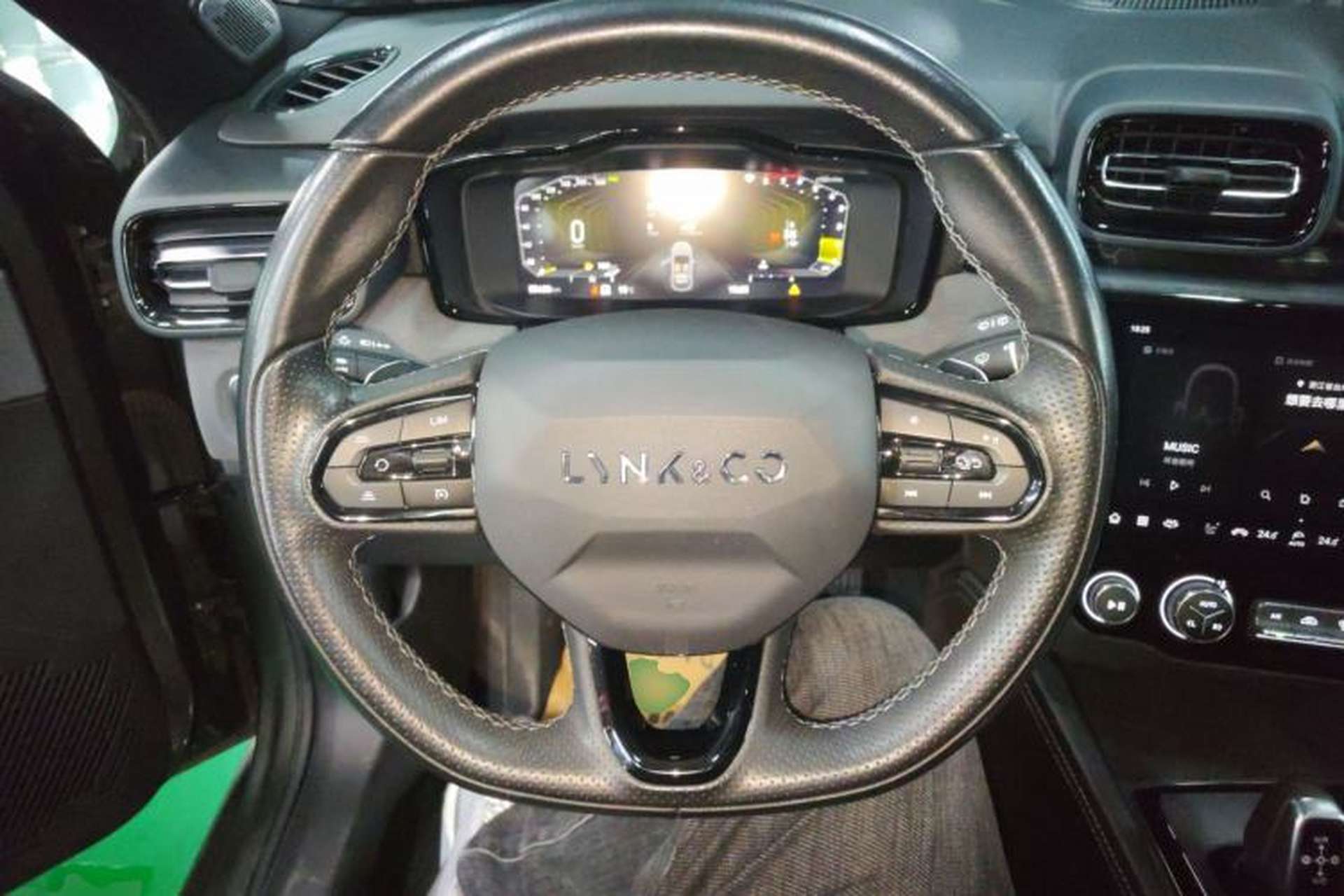 Used Lynk & Co 02 Hatchback 2022 2.0TD Pro Steering Wheel