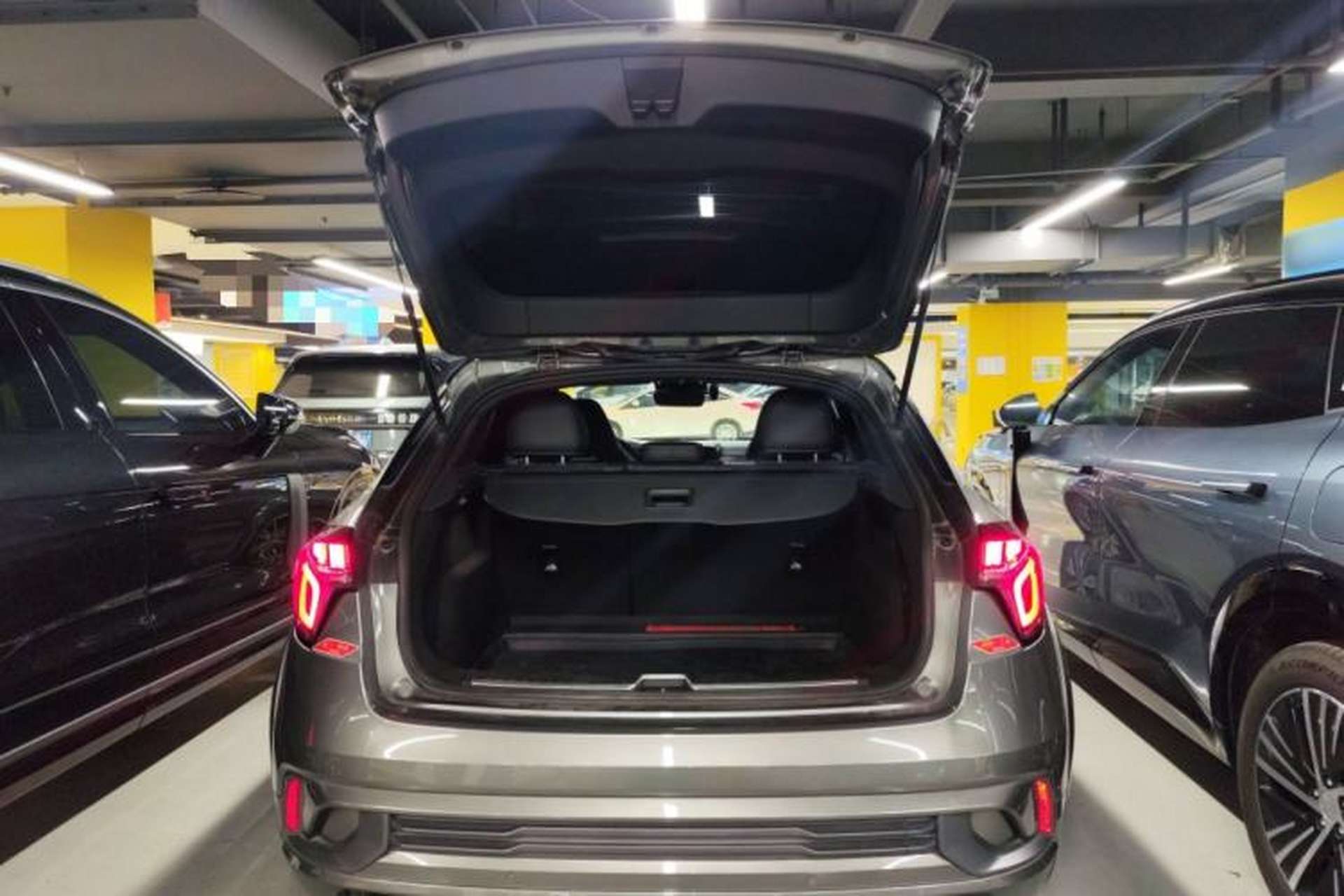 Used Lynk & Co 02 Hatchback 2022 2.0TD Pro Trunk