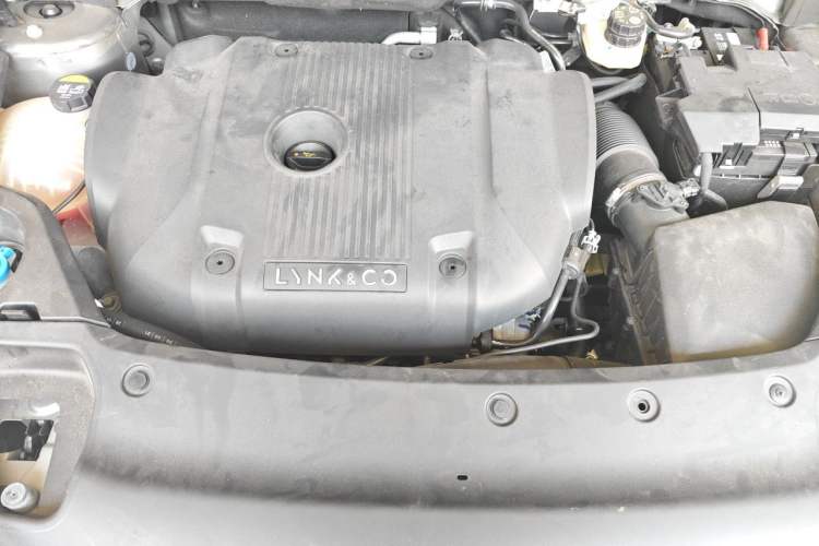 Used Lynk & Co 02 Hatchback 2022 2.0TD Pro Engine Bay