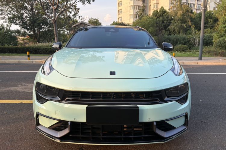 Used Lynk & Co 02 Hatchback 2022 2.0TD Summer Limited Edition Exterior 2