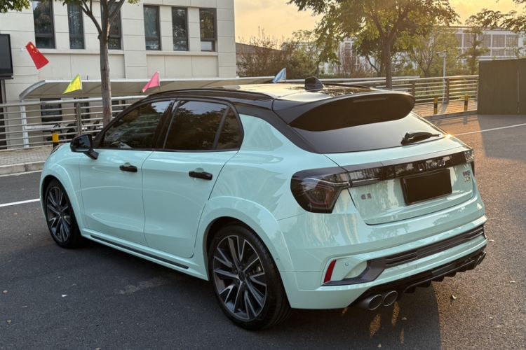 Used Lynk & Co 02 Hatchback 2022 2.0TD Summer Limited Edition Exterior 8