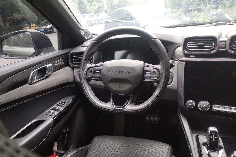 Used Lynk & Co 02 Hatchback 2022 2.0TD Pro Steering Wheel