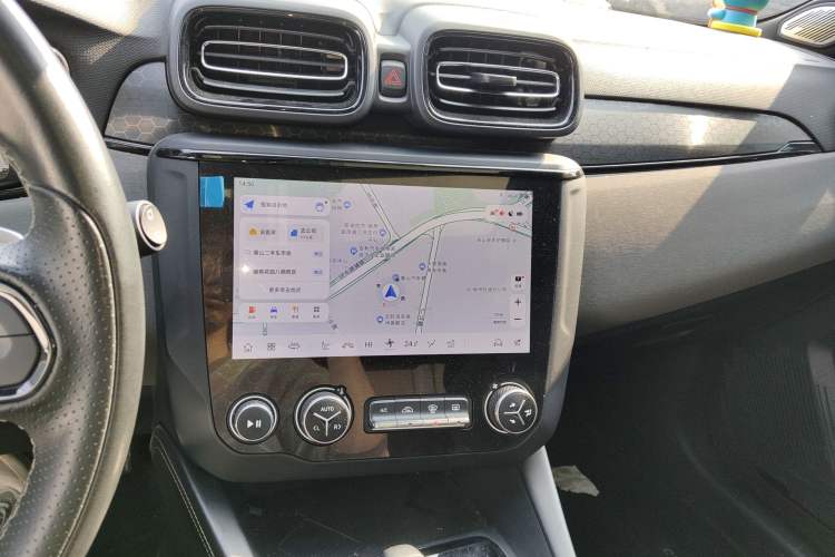 Used Lynk & Co 02 Hatchback 2022 2.0TD Pro Audio And AC Panel