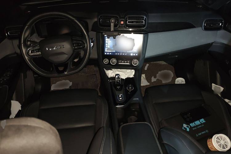 Used Lynk & Co 02 Hatchback 2022 2.0TD Plus Center Console