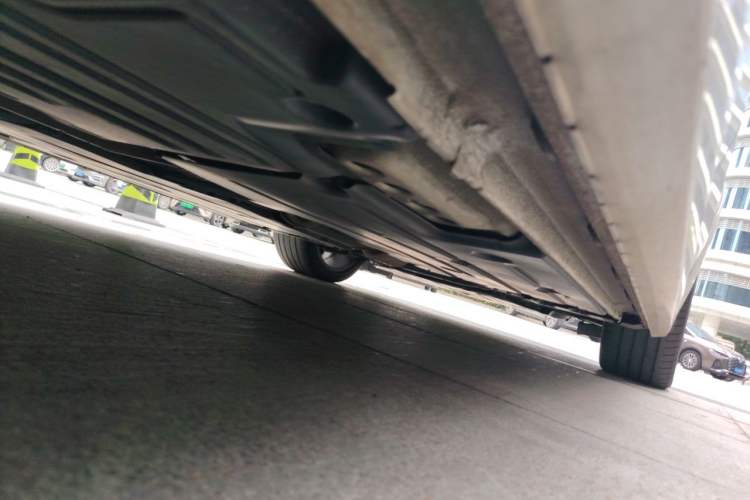 Used Lynk & Co 02 Hatchback 2022 2.0TD Pro Chassis Rear Right
