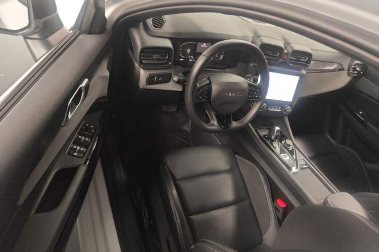 Used Lynk & Co 02 Hatchback 2022 2.0TD Plus Driver Seat