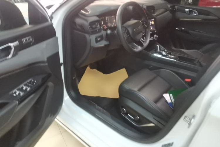 Used Lynk & Co 02 Hatchback 2022 2.0TD Pro Driver Seat