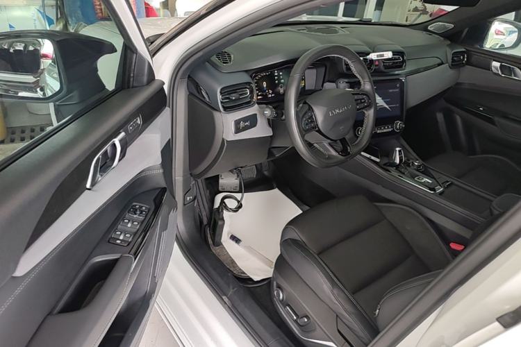 Used Lynk & Co 02 Hatchback 2022 2.0TD Pro Driver Seat