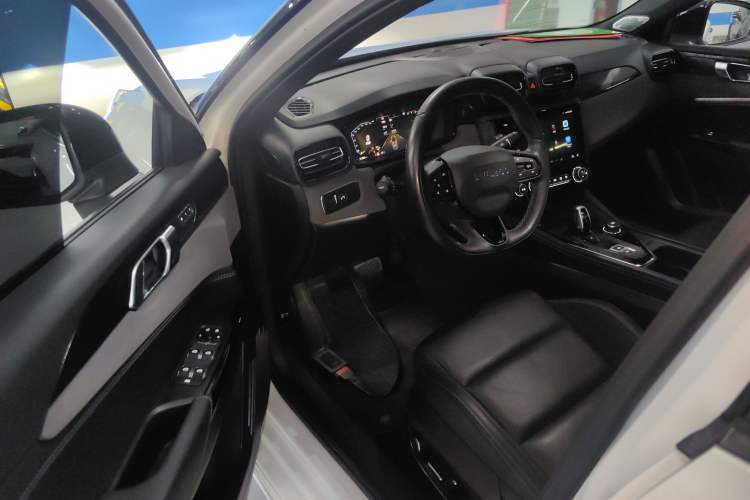 Used Lynk & Co 02 Hatchback 2022 2.0TD Pro Driver Seat