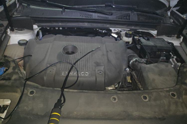Used Lynk & Co 02 Hatchback 2022 2.0TD Pro Engine Bay