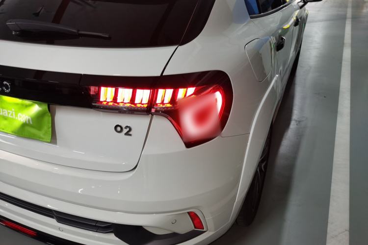 Used Lynk & Co 02 Hatchback 2022 2.0TD Pro Exterior 3