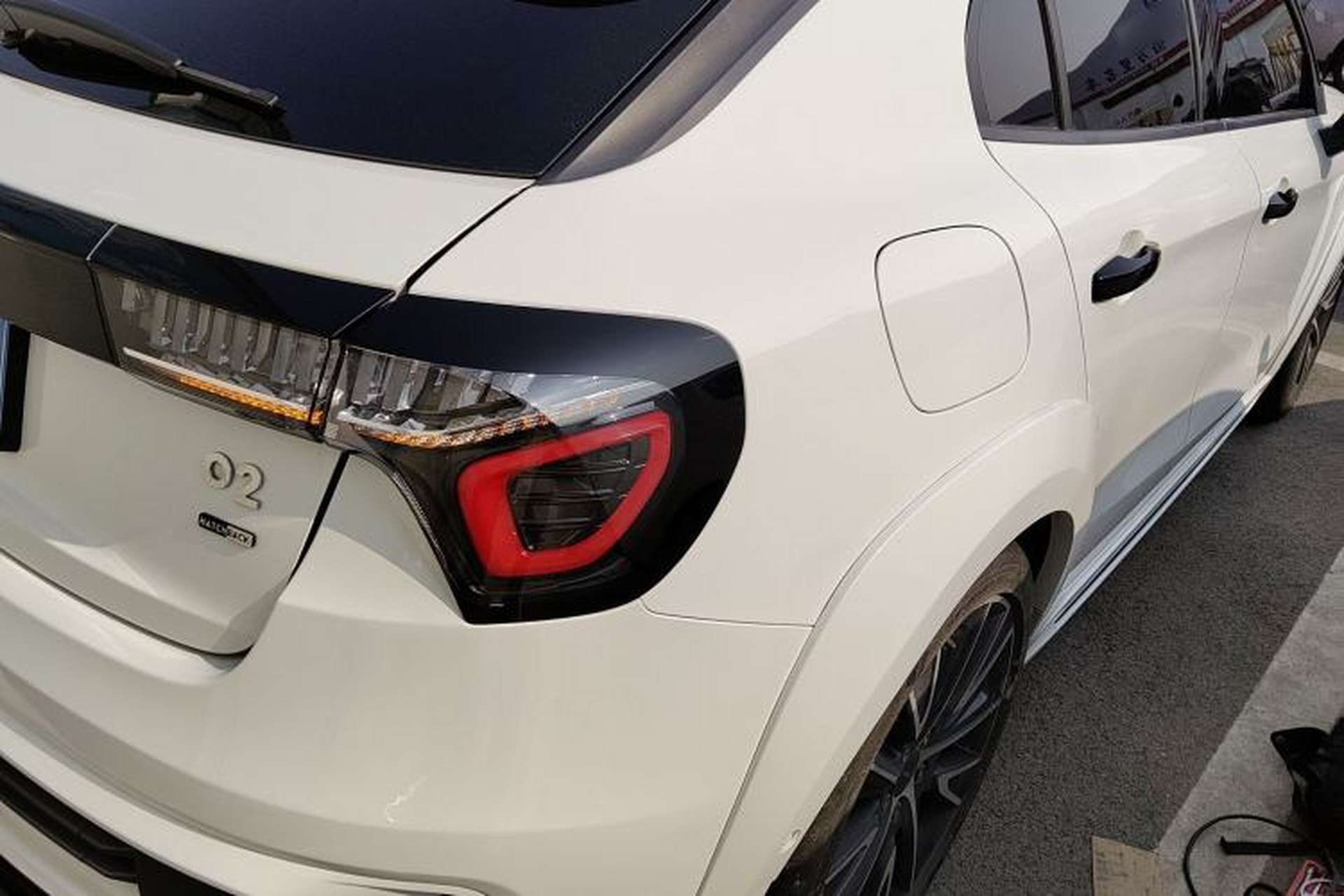 Used Lynk & Co 02 Hatchback 2022 2.0TD Pro Exterior 3