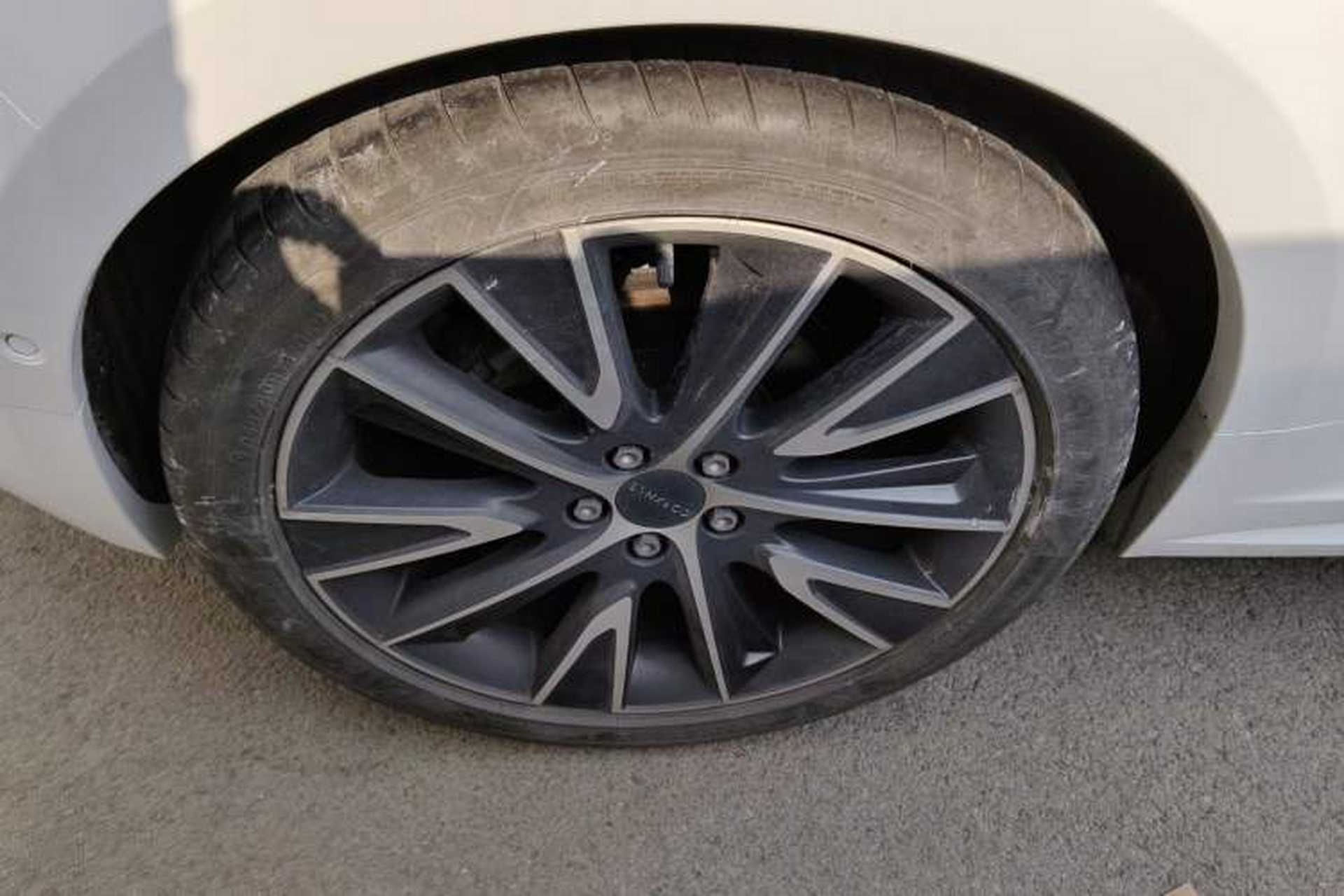 Used Lynk & Co 02 Hatchback 2022 2.0TD Pro Exterior 5