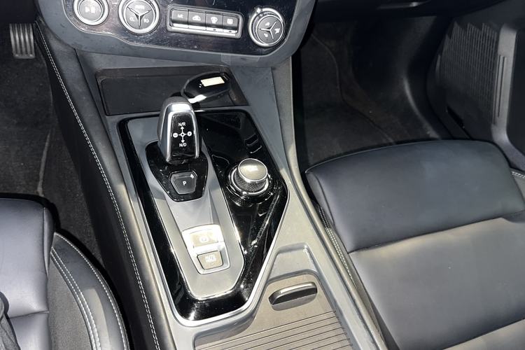 Used Lynk & Co 02 Hatchback 2022 2.0TD Plus Gear Lever