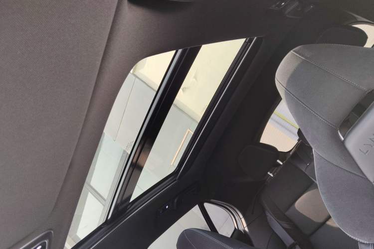 Used Lynk & Co 02 Hatchback 2022 2.0TD Pro Headliner