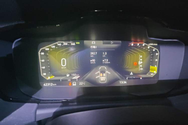 Used Lynk & Co 02 Hatchback 2022 2.0TD Pro Instrument Cluster