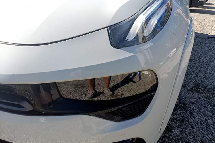 Used Lynk & Co 02 Hatchback 2022 2.0TD Pro Left Front Headlight