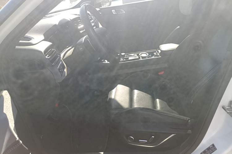 Used Lynk & Co 02 Hatchback 2022 2.0TD Pro Left Front Seat
