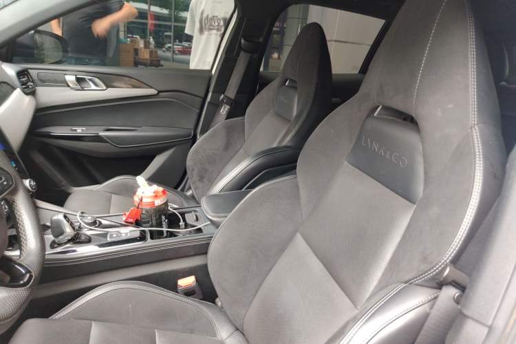 Used Lynk & Co 02 Hatchback 2022 2.0TD Pro Left Front Seat