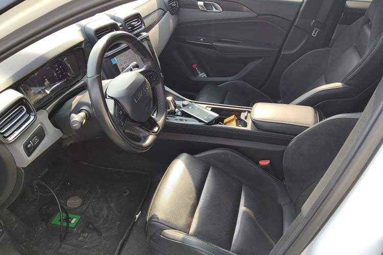 Used Lynk & Co 02 Hatchback 2022 2.0TD Pro Left Front Seat