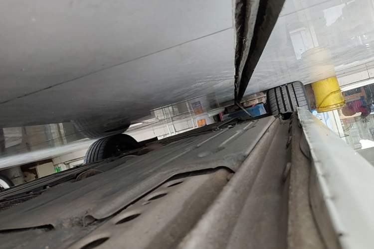 Used Lynk & Co 02 Hatchback 2022 2.0TD Pro Left Side Sill