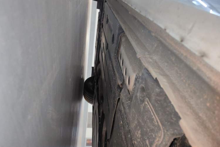 Used Lynk & Co 02 Hatchback 2022 2.0TD Pro Left Side Sill