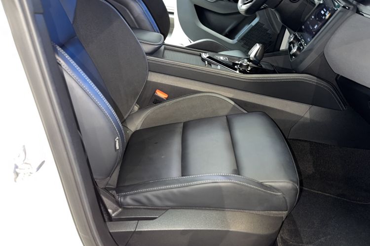 Used Lynk & Co 02 Hatchback 2022 2.0TD Plus Right Front Seat