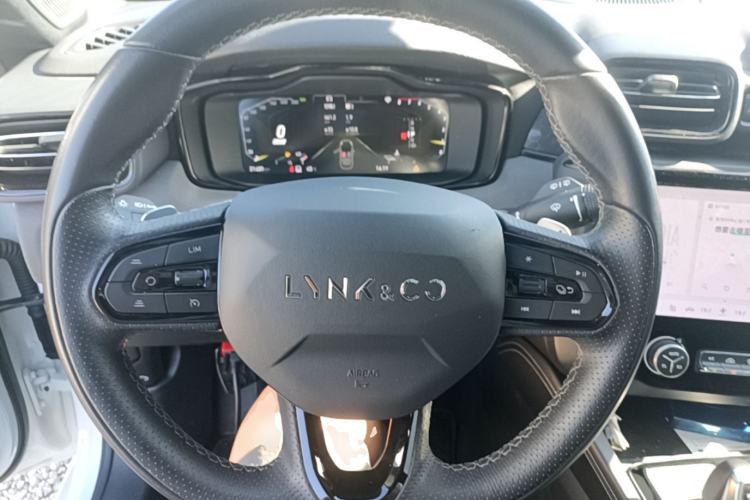 Used Lynk & Co 02 Hatchback 2022 2.0TD Pro Steering Wheel