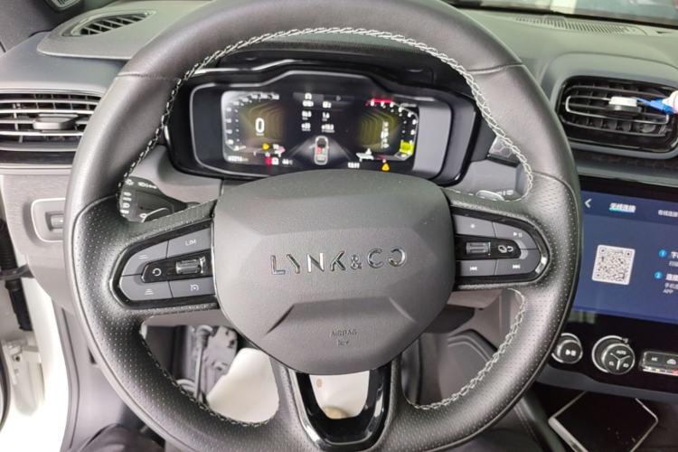 Used Lynk & Co 02 Hatchback 2022 2.0TD Pro Steering Wheel