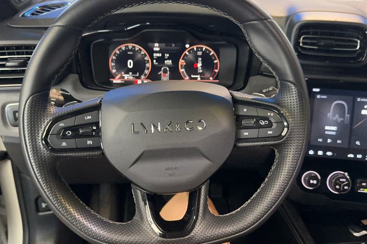 Used Lynk & Co 02 Hatchback 2022 2.0TD Plus Steering Wheel