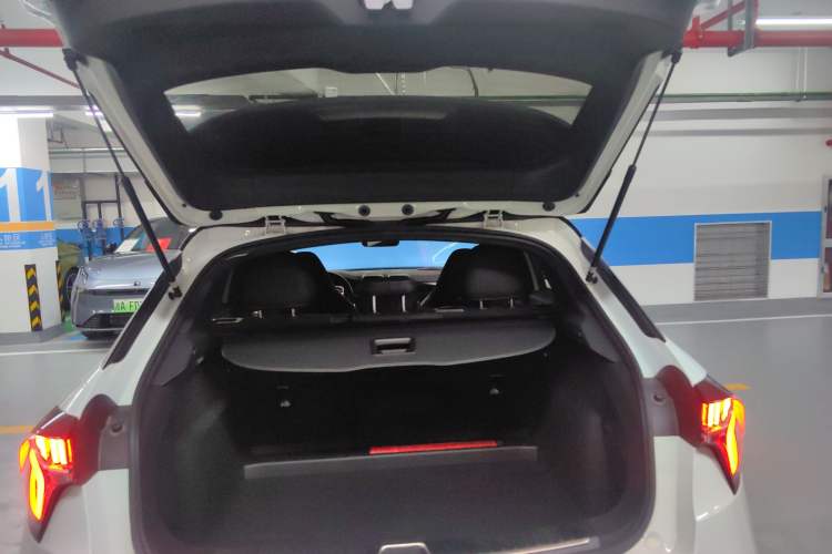 Used Lynk & Co 02 Hatchback 2022 2.0TD Pro Trunk