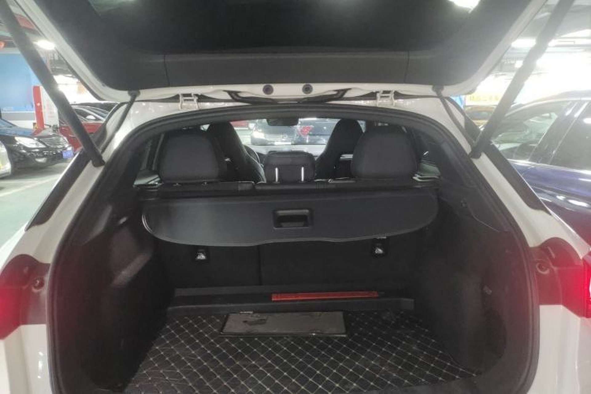 Used Lynk & Co 02 Hatchback 2022 2.0TD Pro Trunk