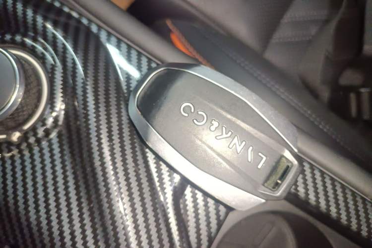 Used Lynk & Co 02 Hatchback 2022 2.0TD Pro Interior 1