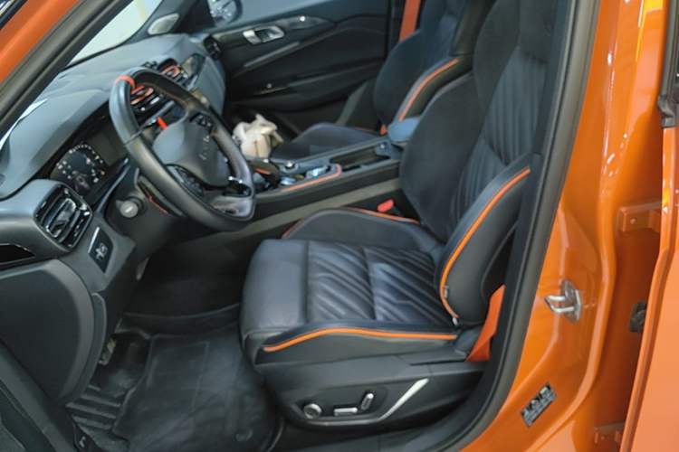 Used Lynk & Co 02 Hatchback 2022 2.0TD Pro Left Front Seat