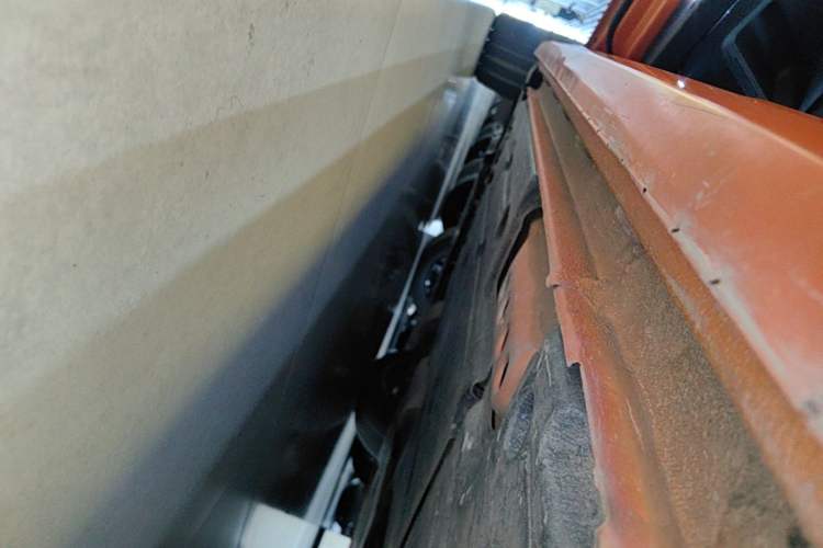 Used Lynk & Co 02 Hatchback 2022 2.0TD Pro Left Side Sill